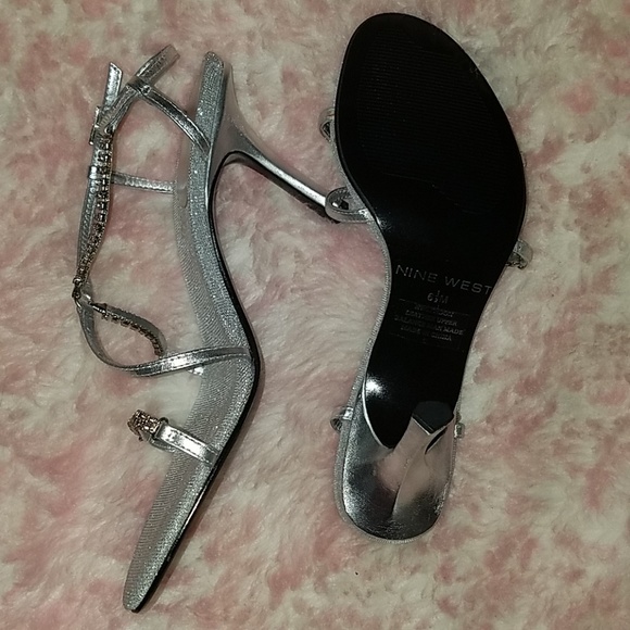 Shoes - Picture 3 of 3